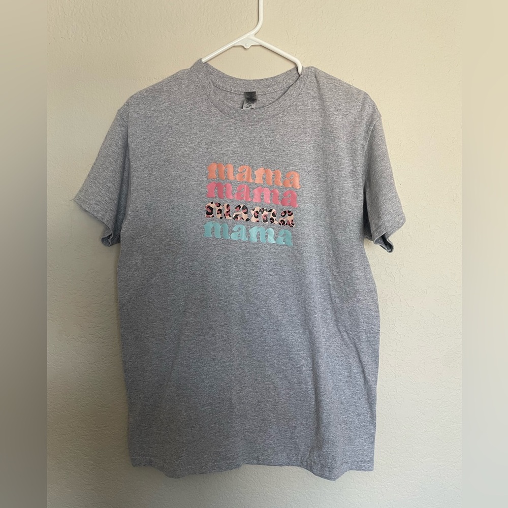 🪼 “mama” T-Shirt